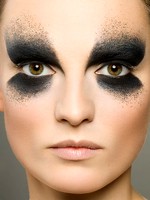 Photographe Malcom Andersen
Modèle Alouette
Make-Up Griphée