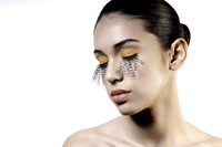 Concept original, fabrication des faux-cils et make-up: Griphée
Model: Lais@Mademoiselle 
Photographe & Retouche: David Ekue