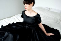 Maquillage-coiffure: Griphée
Photographe: Emilie Arfeuil
Styliste: Fanny
Modèle: Kristina@Agence Idole